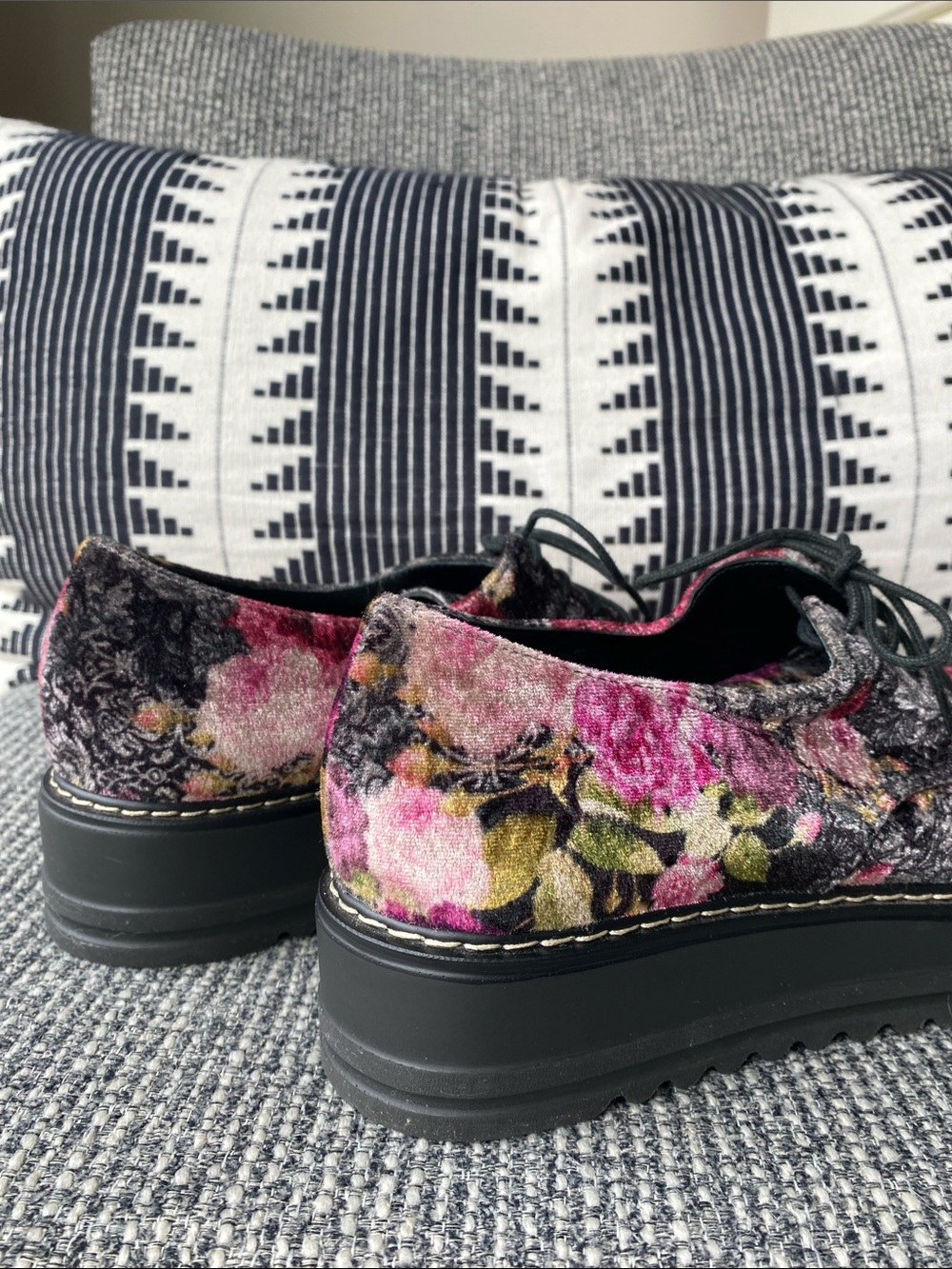 Summit by White Mountain Floral Velvet Platform - Picture 15 of 17